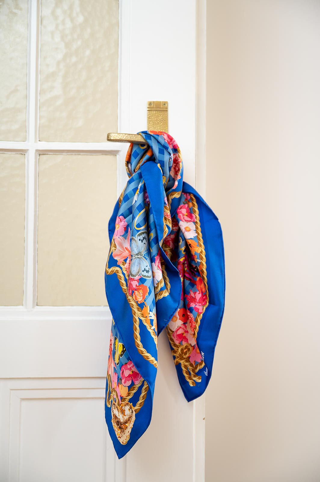 Carree Grand STERNTALER, 90x90cm, Seidentwill 18m/m, handrollierter Saum, Perle am Rand